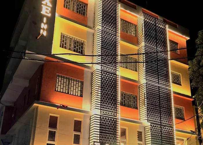Luxe Inn