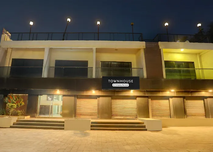 Townhouse Gir Formerly Hotel Aditya
