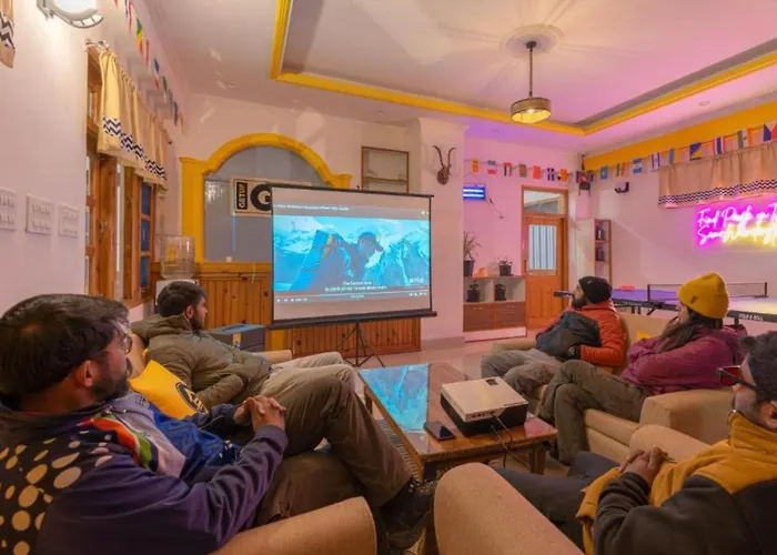 The Hosteller Narkanda