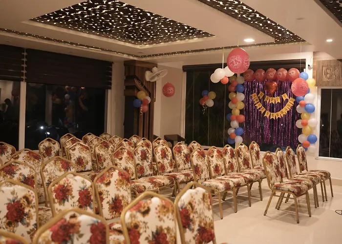 Hotel Maa Laxmi Palace