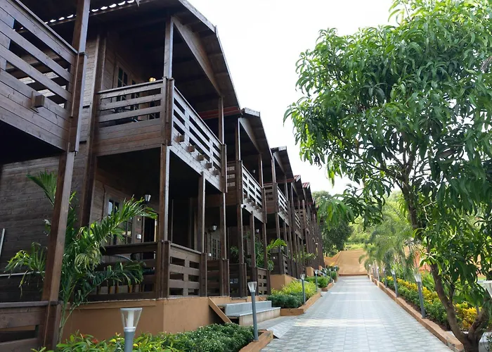 Axiom Resorts Luxury Cottages, Arambol