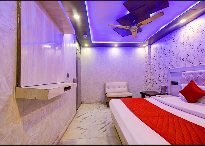 New Family Hotel Sona Just Walkable Distance From New Delhi Railway Station