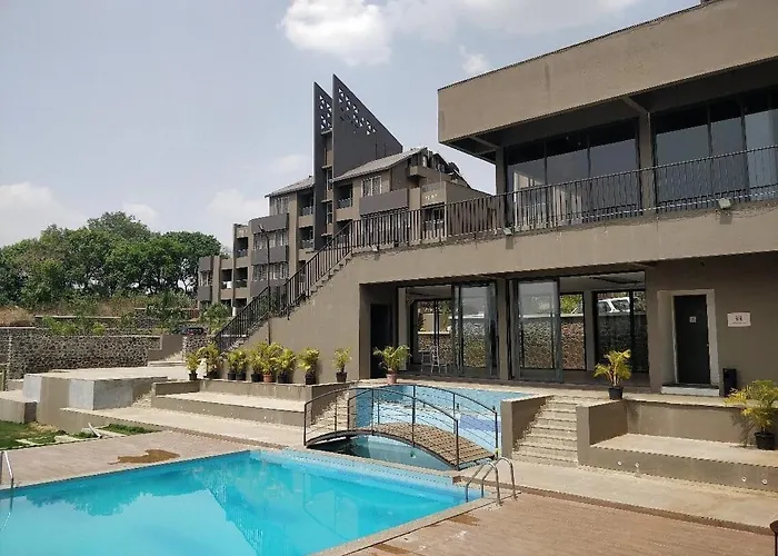 Mountain Shadow Resort