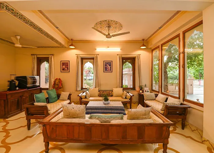 Om Niwas Suite Hotel
