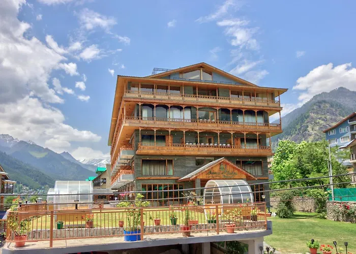 Snow Flakes Resort And Spa Centrally Heated Luxury Resort