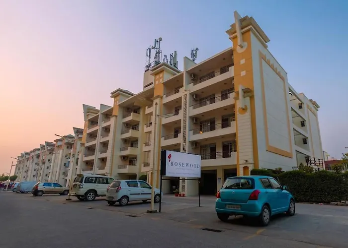 Rosewood Apartment Hotel Pantnagar