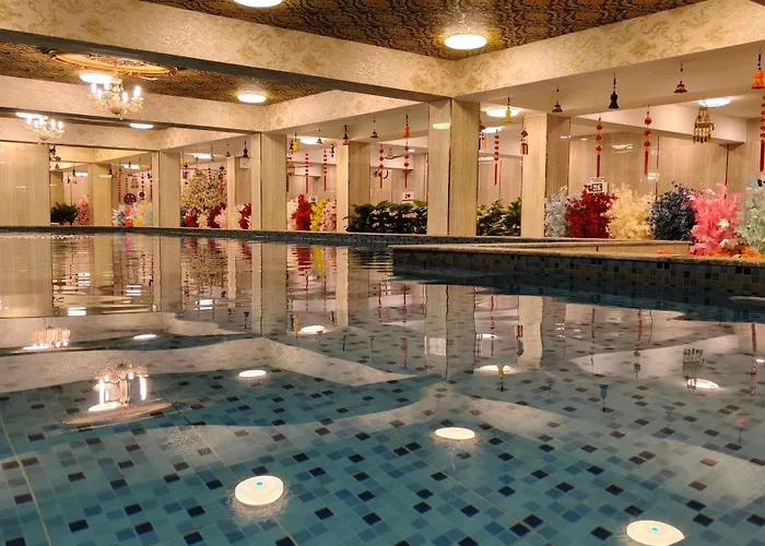Spago Inn-Only For Families & Couples Not For Bachelors
