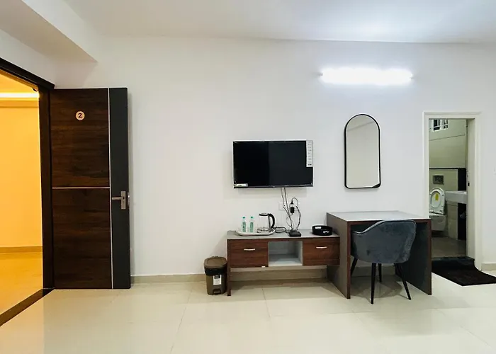 Queens Suite Rooms