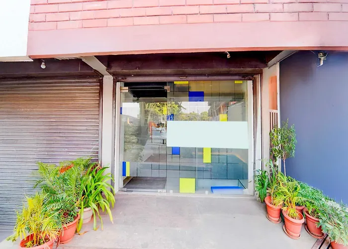 Townhouse Oak Mangalore City Centre Mall