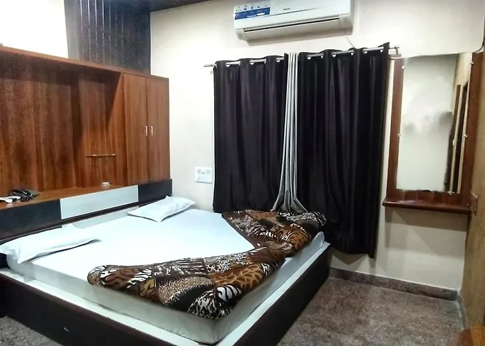 Hotel Sourabh Palace