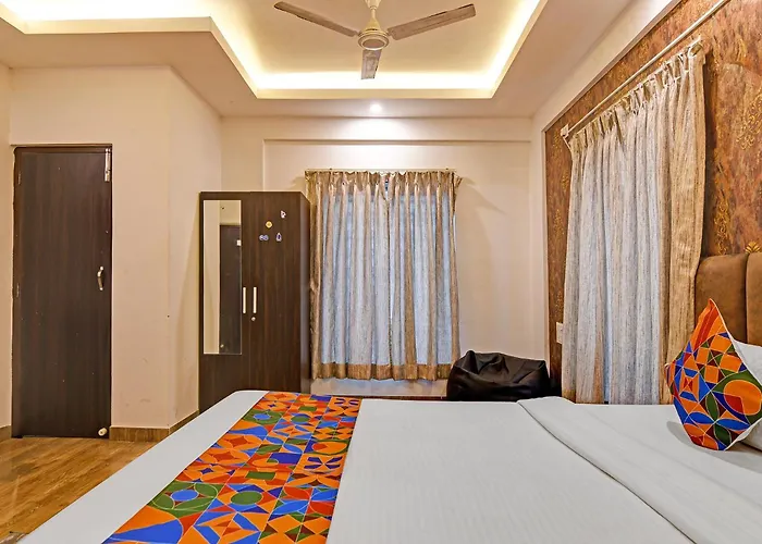 Fabhotel 85 The Seven Wonders - Near Cnci Hospital Biswbangla Gate