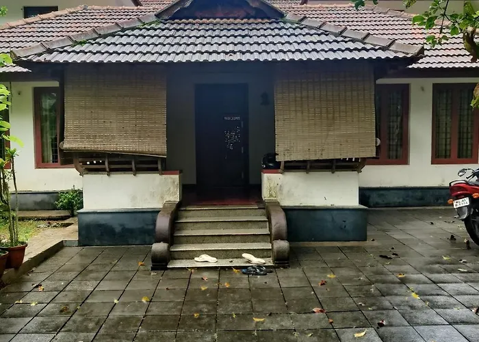 Utthara Tharavadu