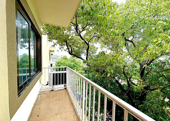 The Greenleaf Resort