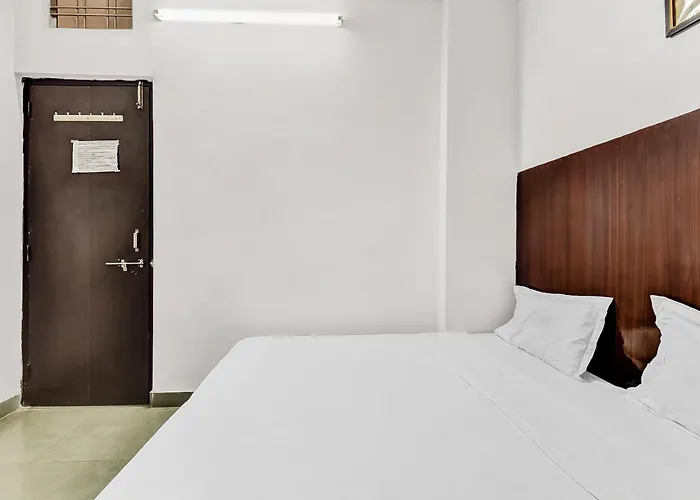 Spot On Unique Residency Hotel Udaipur