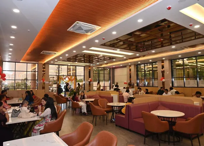 Hotel Comfort Inn Shikrapur