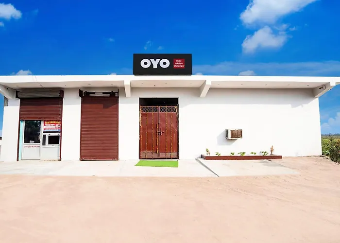 Spot On By Oyo Hotel Lakshya Ghatampur