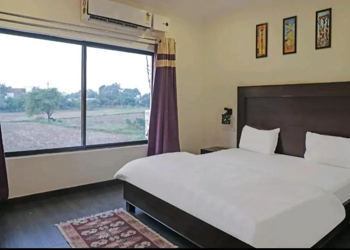 Hotel Ramayana Khajuraho - Family Boutique Hotel