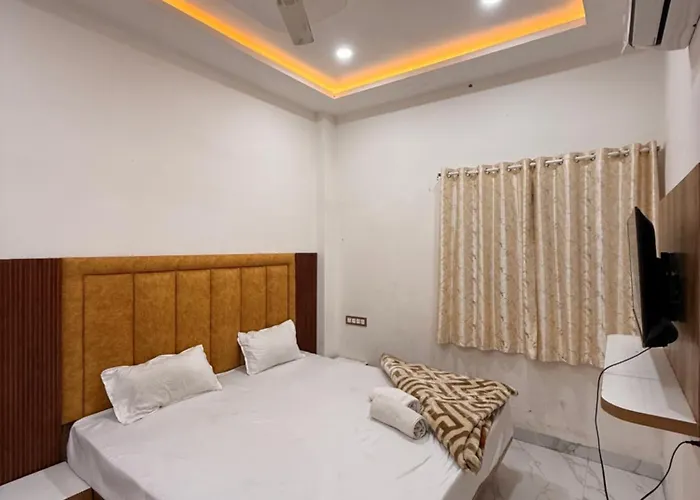 Hotel Tathaastu Palace