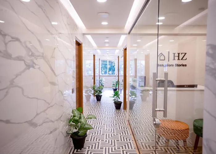 U By Z Hotels, Seshadripuram
