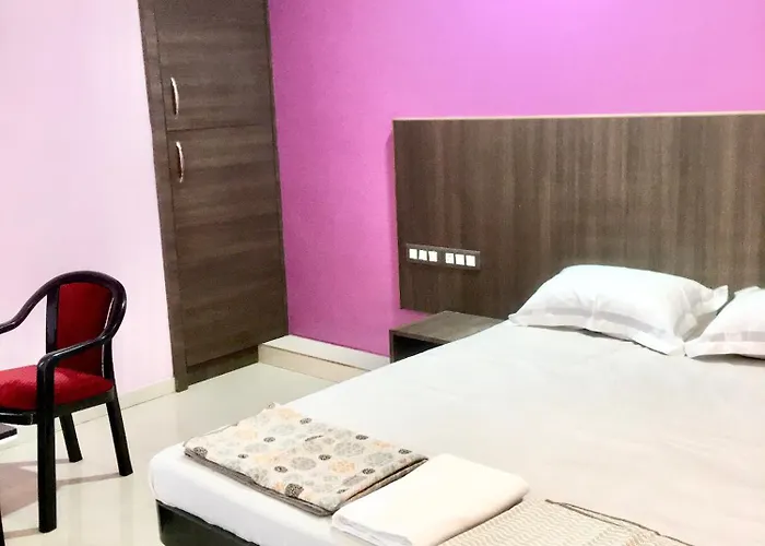 Chanda Palace Guest House