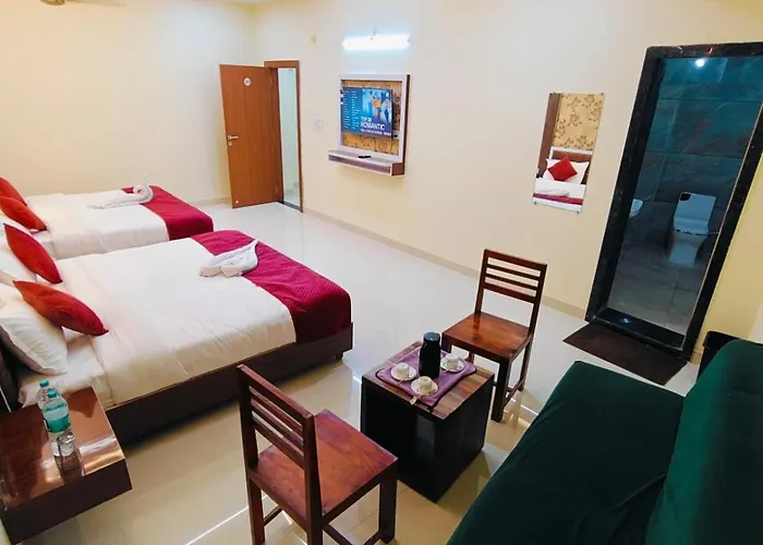 Hotel Kiran Palace And Mahi Galaxy