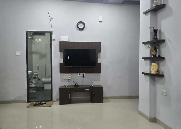 Satyabhama Homestay-Sapphire- Two Bhk Luxury Appartment