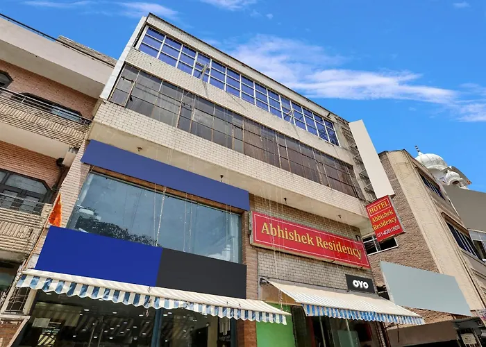 Hotel O Abhishek Residency New Delhi