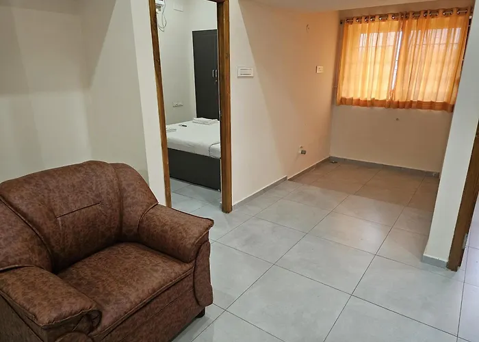 Royal Service Apartment - Kk Nagar Madurai