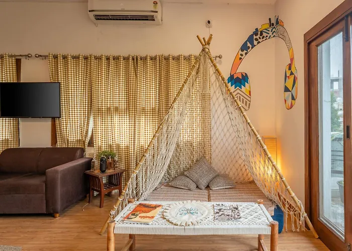 Whiite Panda - Backpacker Hostel In Delhi Greater Kailash