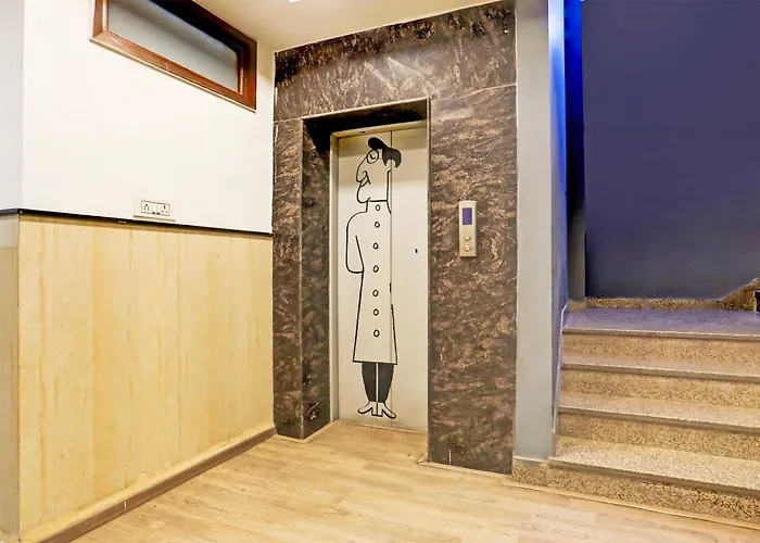 Townhouse Rohini Sector 24