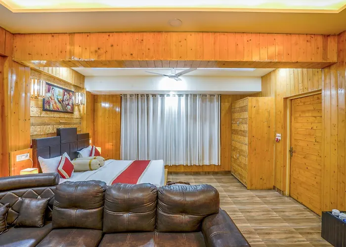 Hotel Auli D