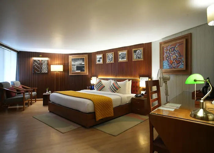 Tree Of Life Eila Art Hotel, Manali