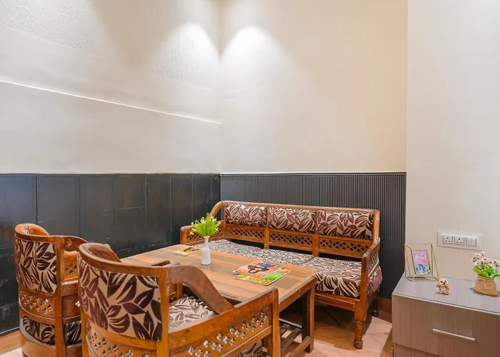 Hotel Abhi International