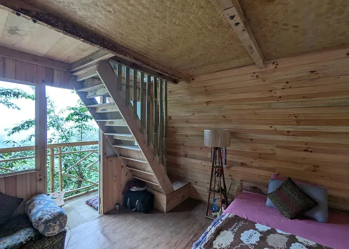 Mochileros Cherry Tree House