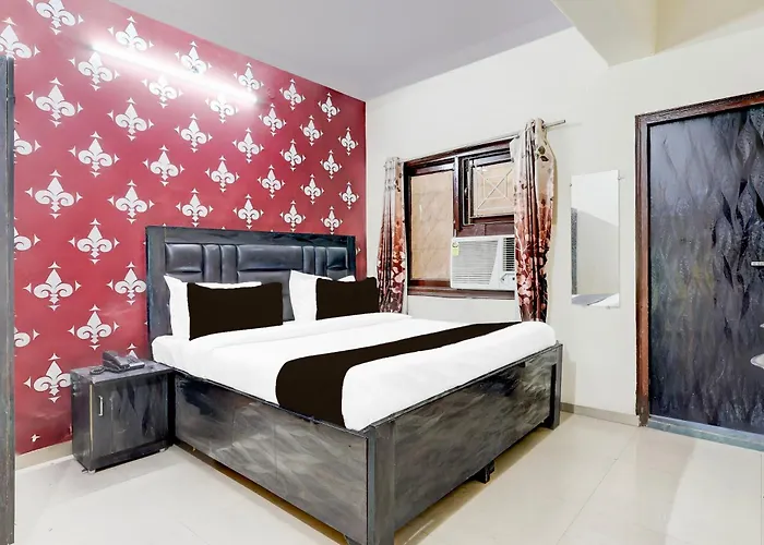 Super Hotel O Nehru Nagar Near Yashodha Hospital