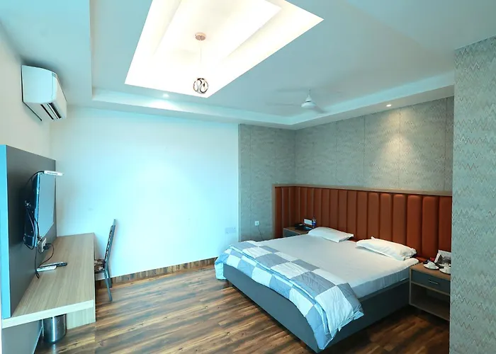 Punia Tower Hotel