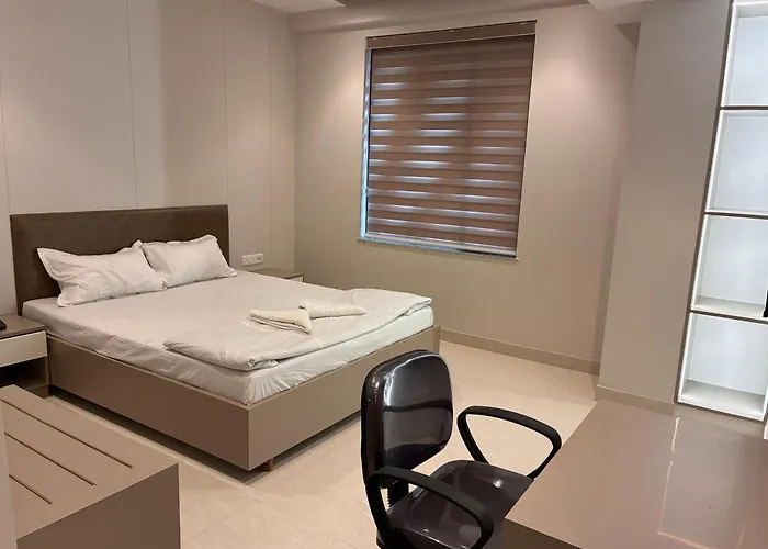 Swarn Hotel