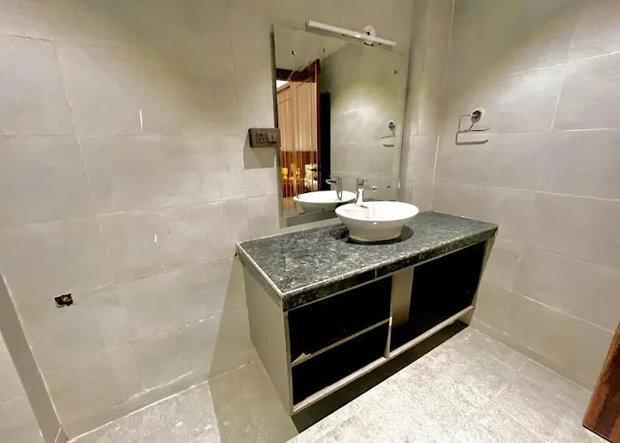 Hotel Aura Residency - A Luxury Hotel & Resort, Haridwar