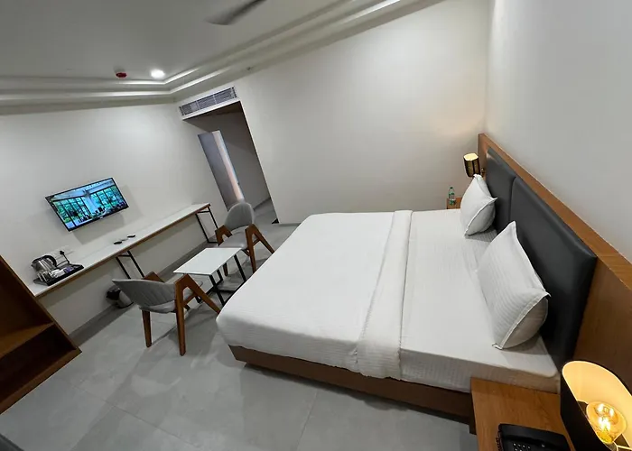 Hotel Madhukta Inn