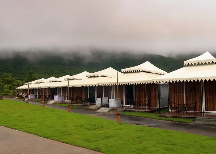 Mountain Shadow Resort