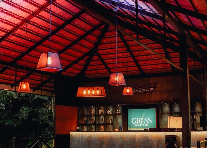 Grass Resort And Spa