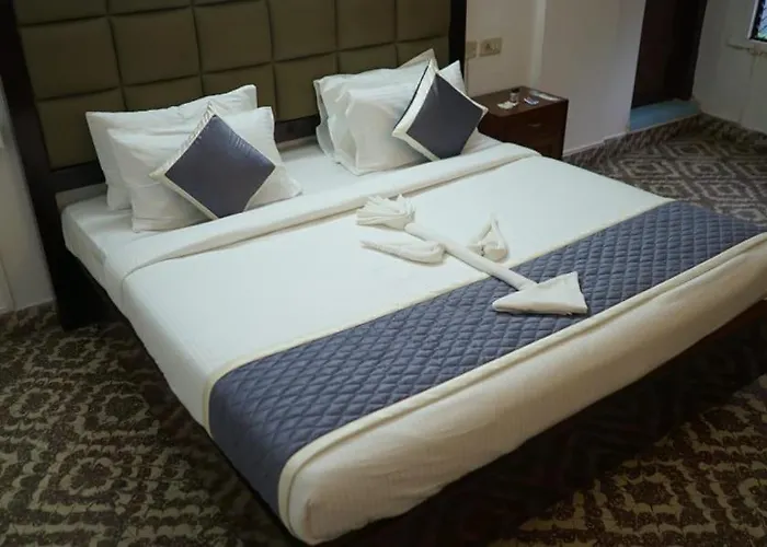 Pournami Inn