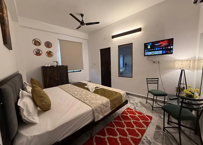 Hotel Atulyam Stays Premium