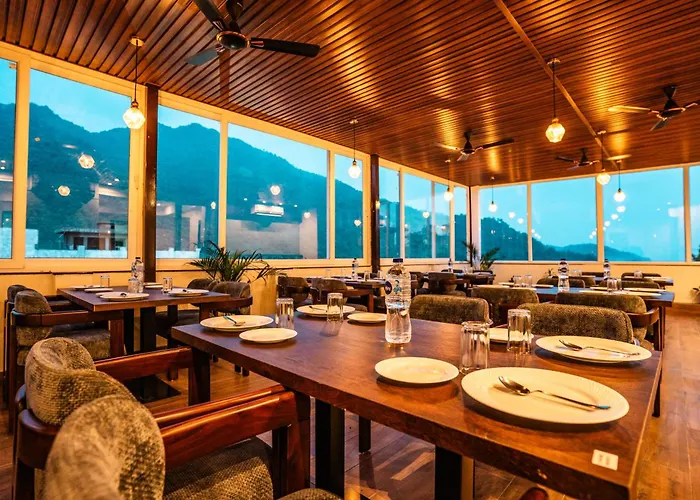 Tripli Hotels Ganga Heaven Rishikesh - Laxman Jhula