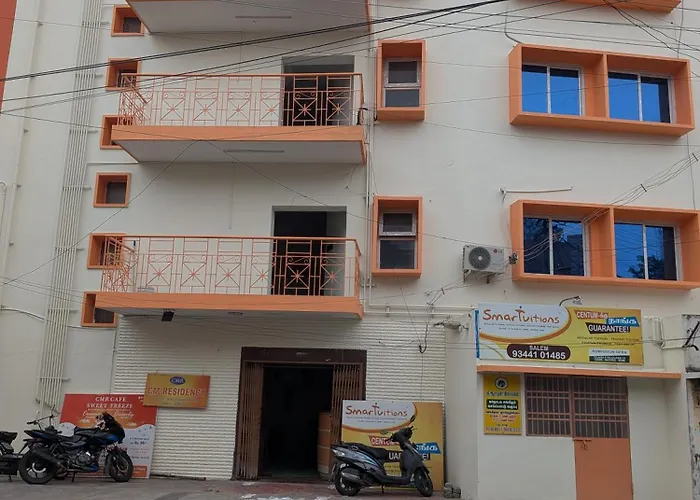 Cm Residency