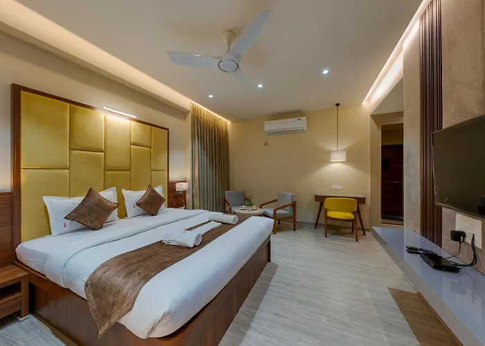 Hotel Woodland Kolhapur