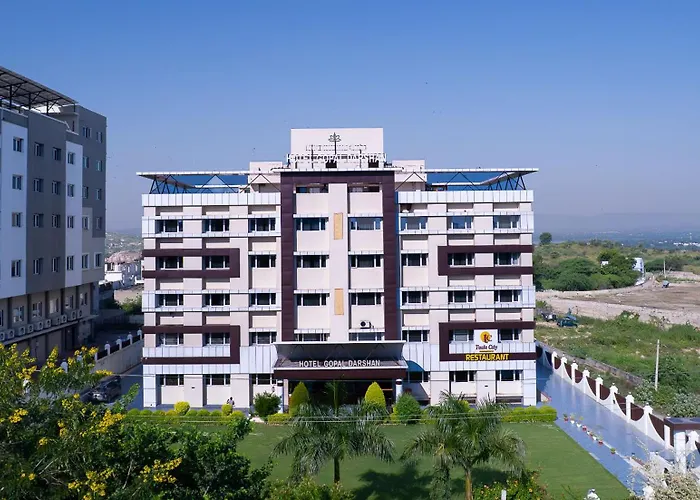 The Sky Imperial- Hotel Gopal Darshan
