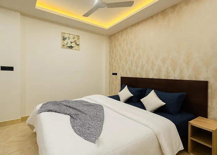 Home Escape Azure 3Bhk Bunglow Near Apollo Db City