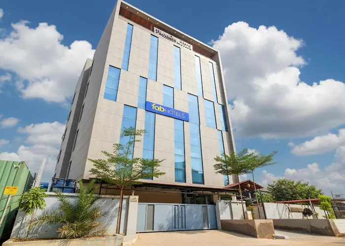 Fabhotel Unnam - Nr Amazon Hyderabad Campus, Financial District, Gachibowli