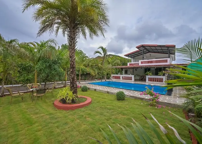 Lifeline Villas- Cliff Side Villa With Huge Garden And Private Pool